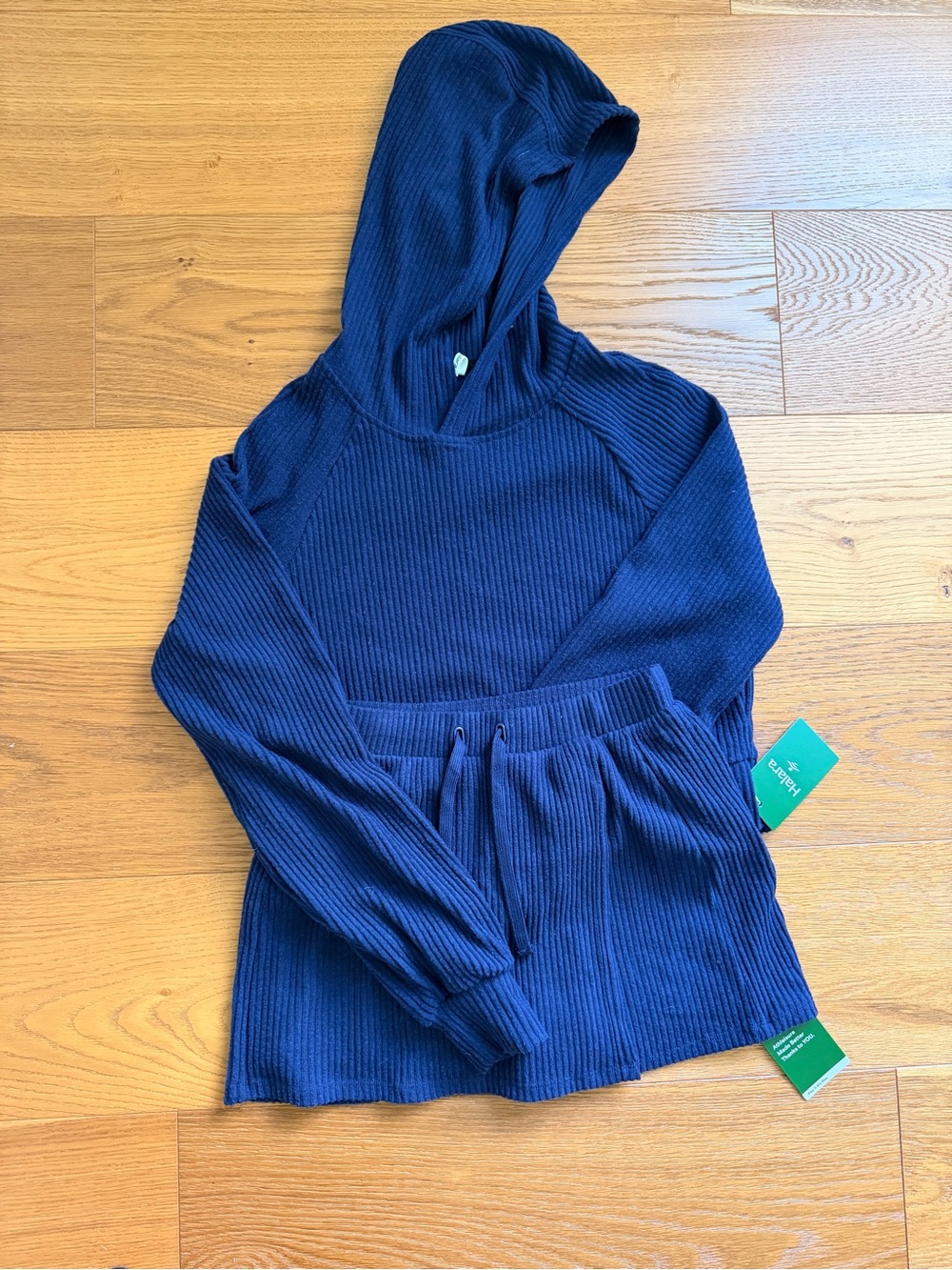 HALARA RIBBED SET IN MARITIME BLUE XS NWT